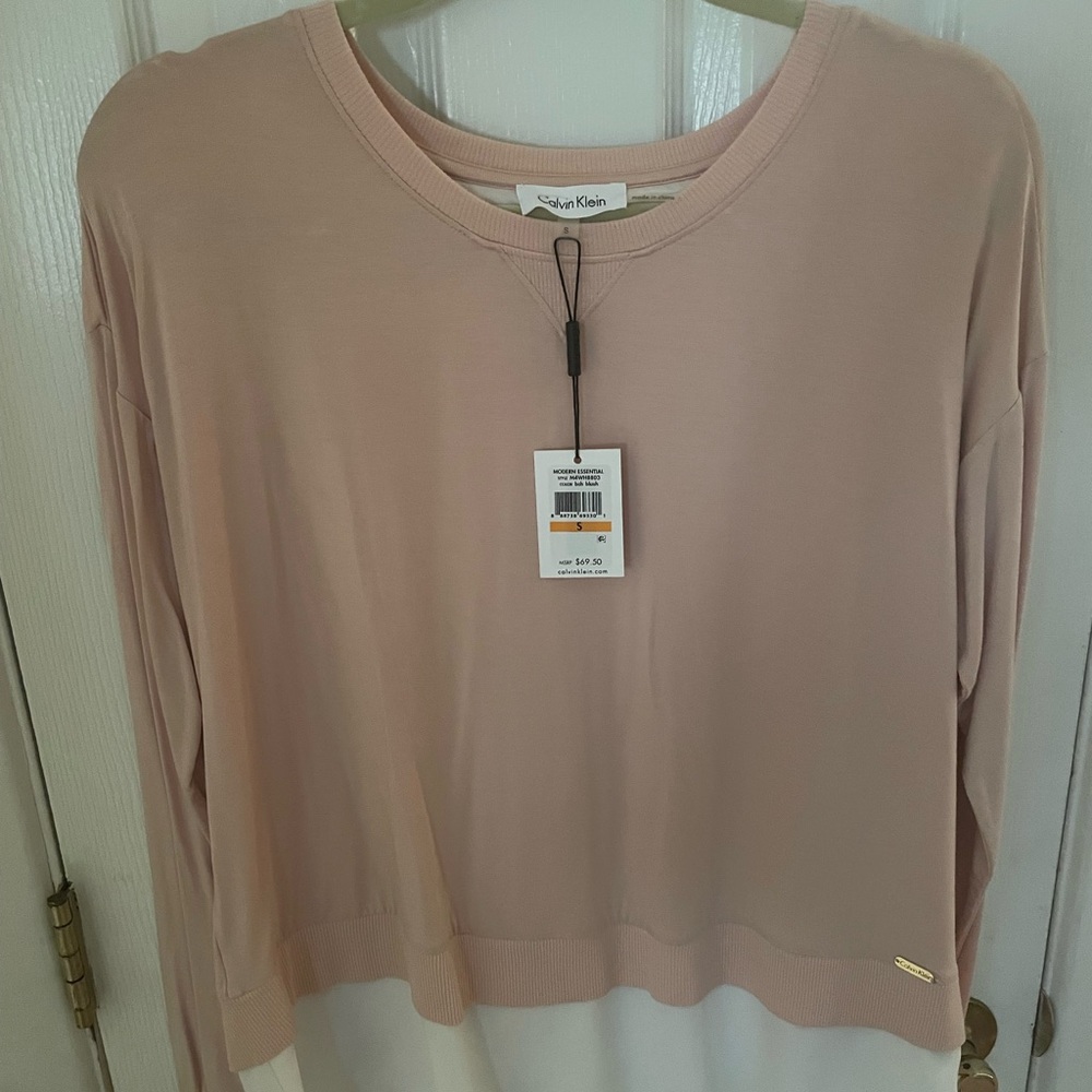 Calvin Klein Women's Blush Pink Sweatshirt - Picture 1 of 2